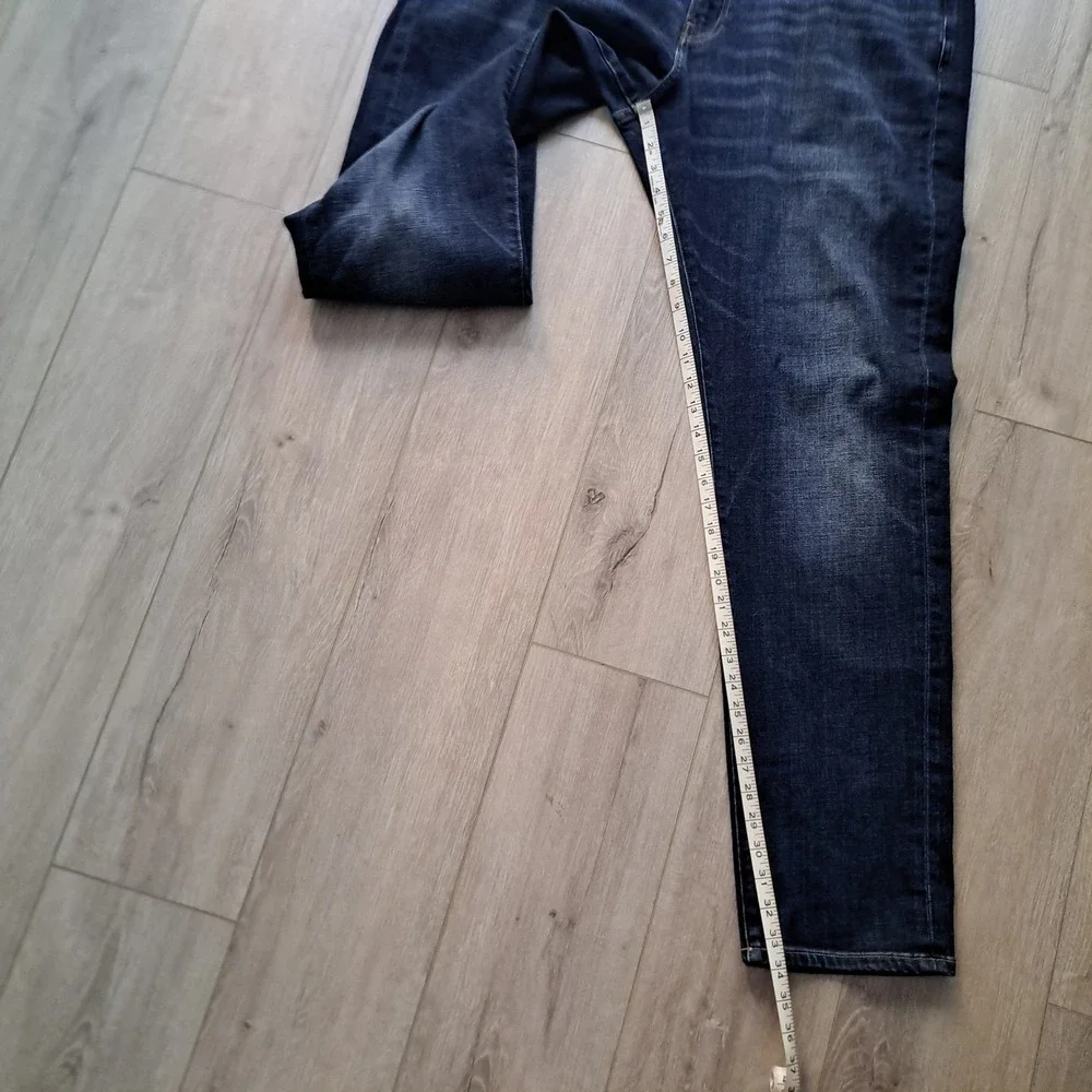 Lucky Brand 410 Athletic Slim Jeans Mens 40x34 (Fits 42x34) Stretch Denim